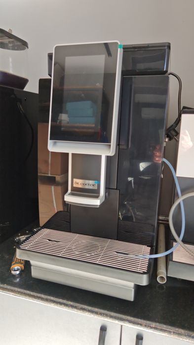 Кофемашина суперавтомат Dr.coffee Minibar