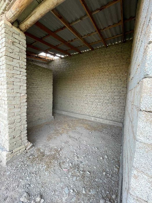 Hovli 6 sotix Pishgan gishtdan Farhod Zavxos SOTILADI.. kelishiladi