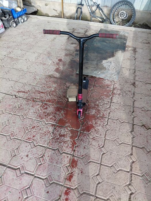 Продаётся трюковой самокат