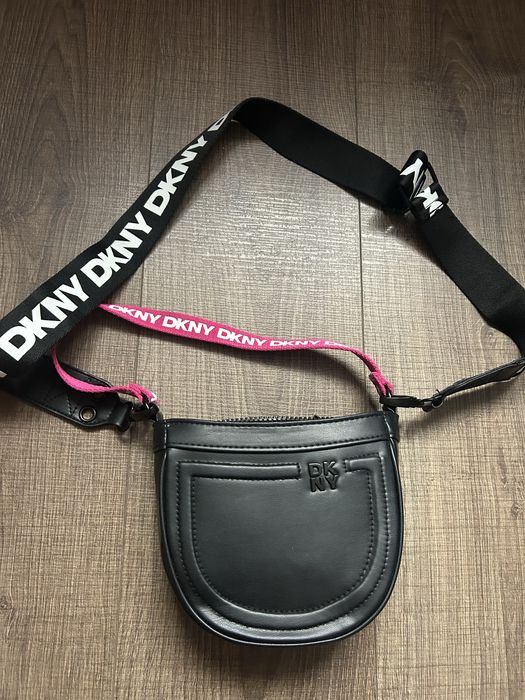 DKNY оригинална дамска чанта