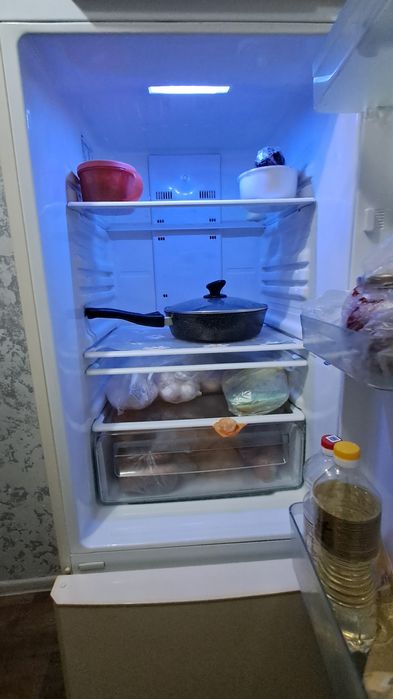 Холодильник Самсунг бежевый