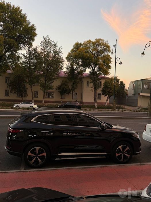 Byd song plus Hybrid awd