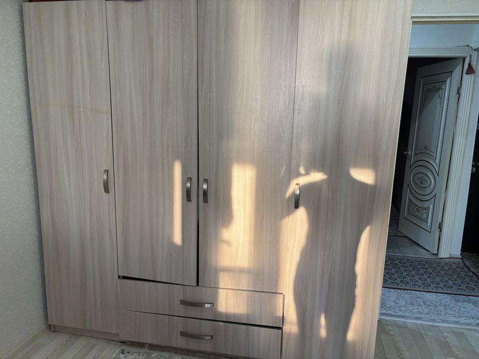 Продается шкаф в хорошем состоянии