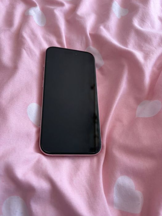 Айфон 15 розов 128GB