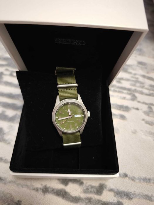 Seiko 5 Sports automatic vintage field aviator