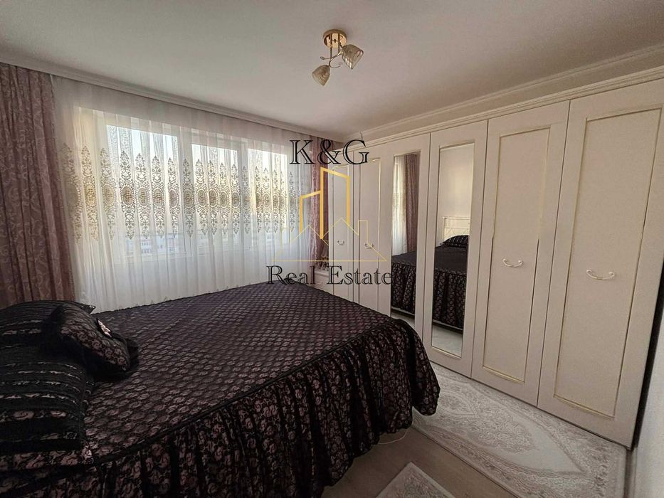 Продава се Двустаен апартамент в Разград, Орел - 52 кв.м за 1569 €/кв.м - Снимка #2