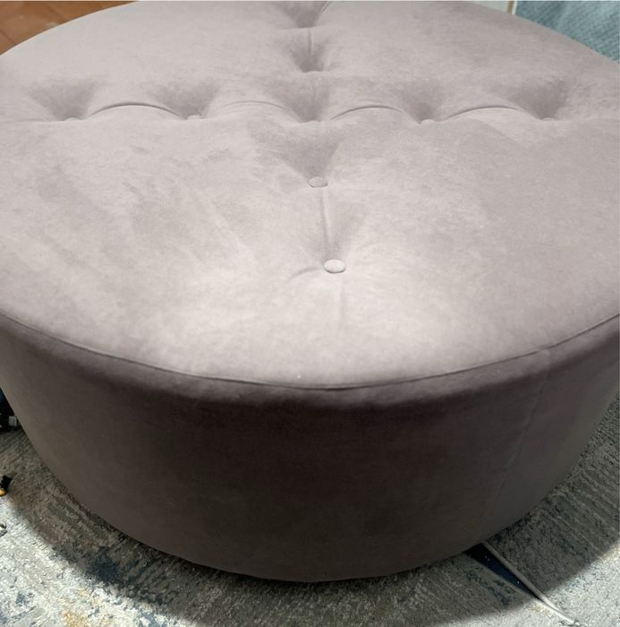 Продам пуфик 100 см