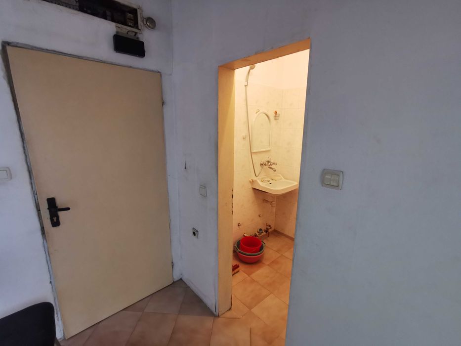 Дава се под наем Двустаен апартамент в Велико Търново, Зона Б - 50 кв.м за 178.5 € - Снимка #1