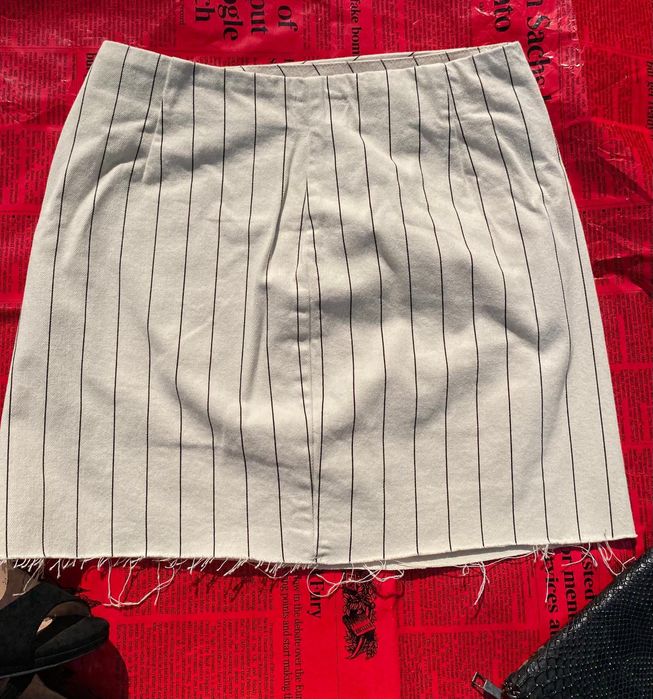 Set fuste Stradivarius L 40 & Bershka XS 34