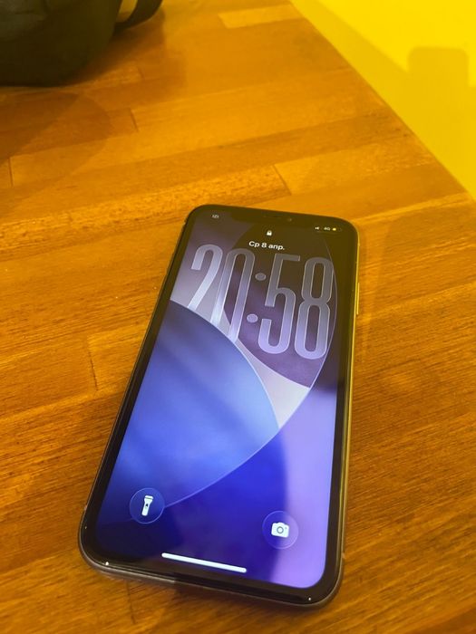 iphone 11 64 гб идеал