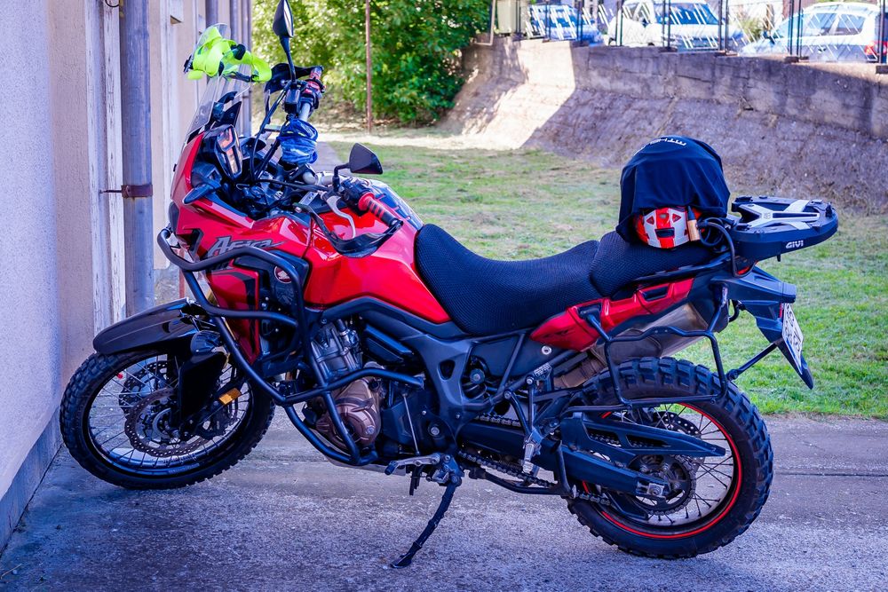 Vand Africa Twin  1000 manuala