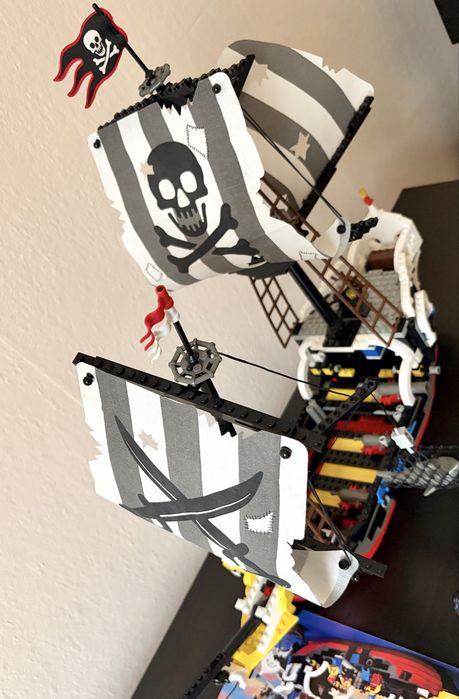 Lego 6289  Red Beard Runner