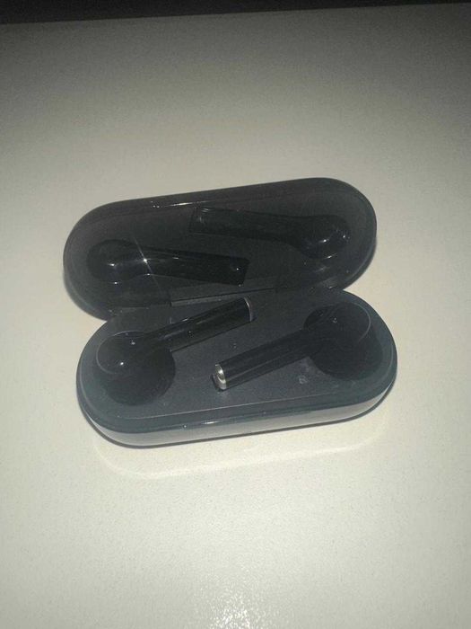 Casti Huawei FreeBuds