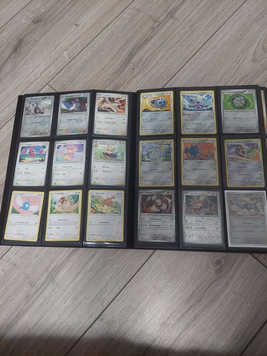 Album carti Pokemon