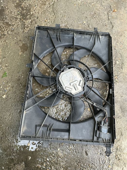 Electroventilator mercedes c class.w205.e class.w213..a09061100.