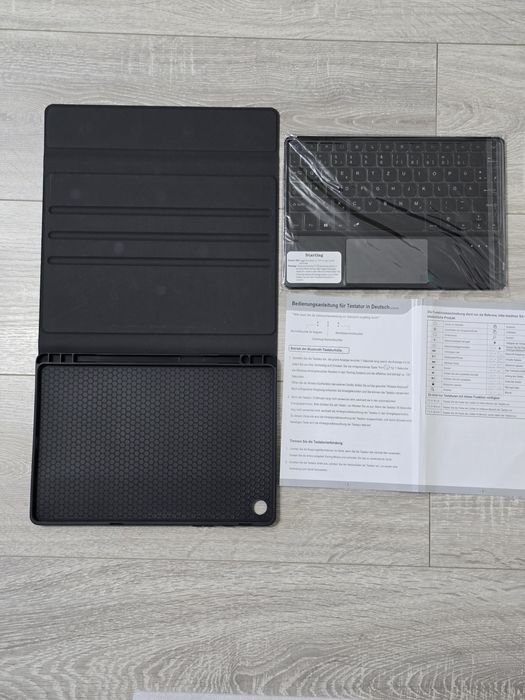 Husă cu tastatură Galaxy Tab A9+ – Retroiluminare 7 culori, Detașabilă