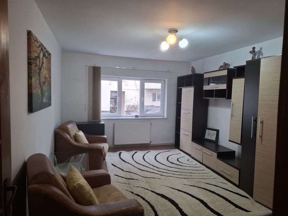 Vand apartament 3 camere Gherla, 70mp