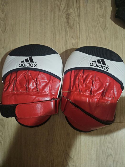 Оригинал Everlast шингарты, кожаные лапы от Adidas