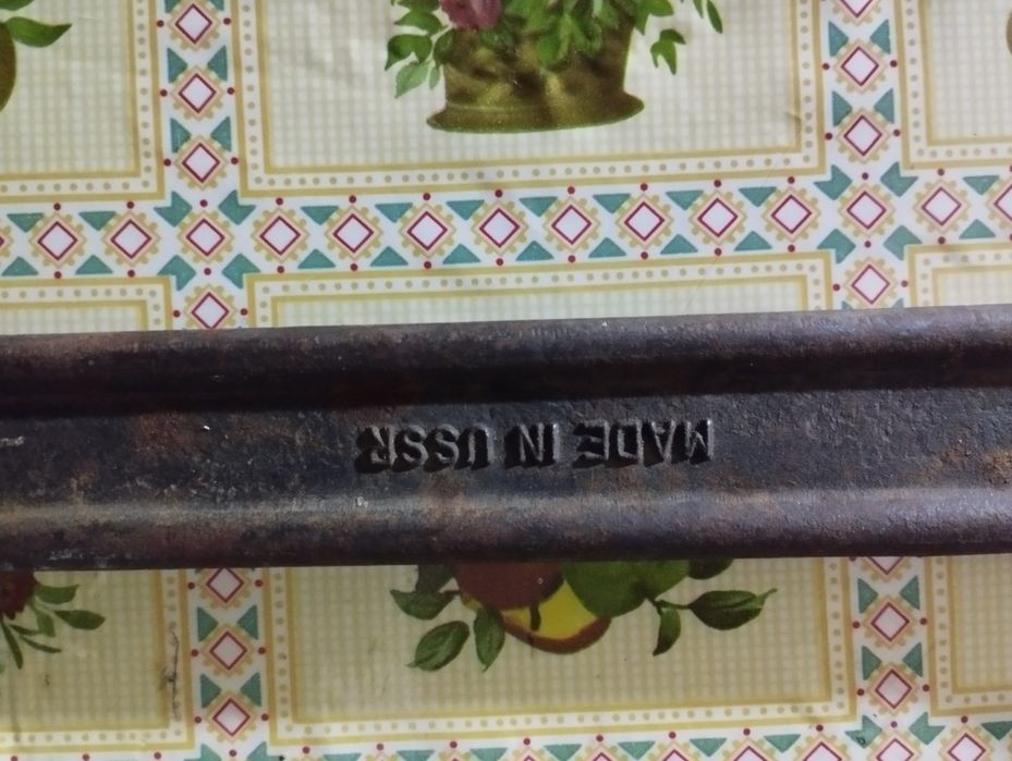 Продам гаечный ключ