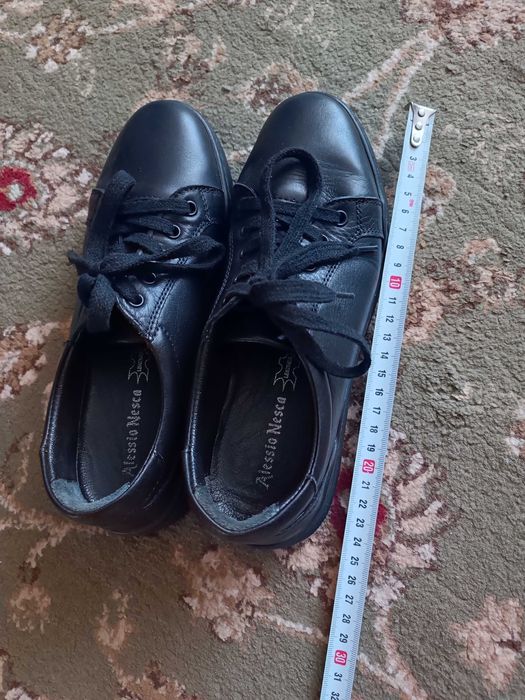 Продам туфли - подростковые