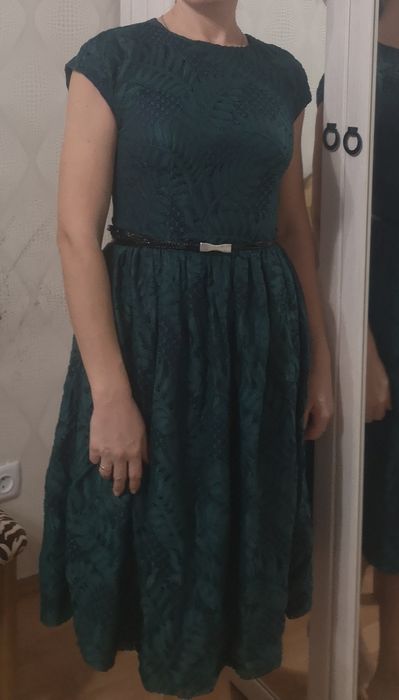 Платье новое , 40 размер