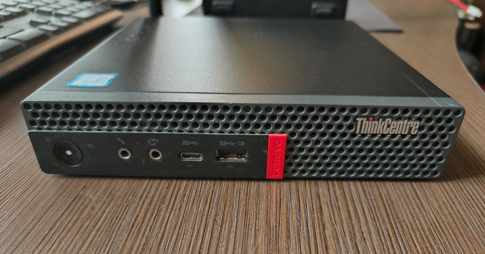 Мини компютър Lenovo ThinkCentre M720Q