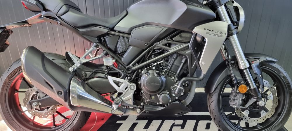 MotoFly vinde Honda CB300R an 2019 categ A2