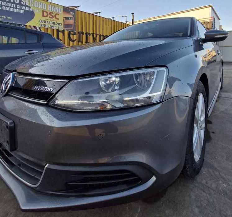 Dezmembrez VW Jetta 1.4 TSI Hybrid cod motor CRJ 150 CP cod cutie PMY