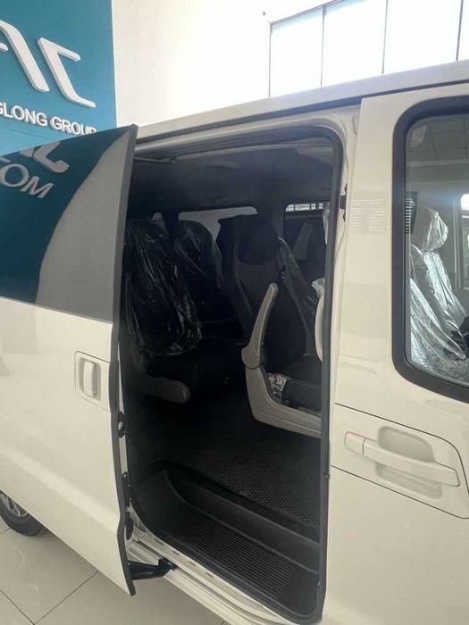 TAXI Jac M3 miniven 8+1 o‘rindiqli. UZB bo‘ylab avtotranspor xizmati.