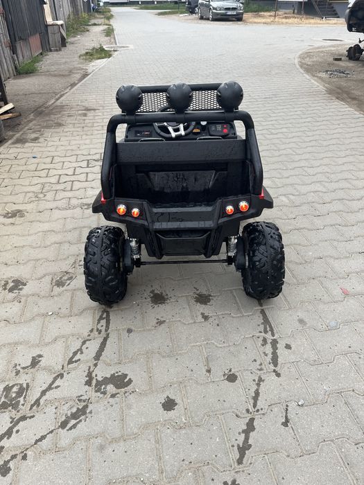 Masinuta electrica mercedes pentru copii