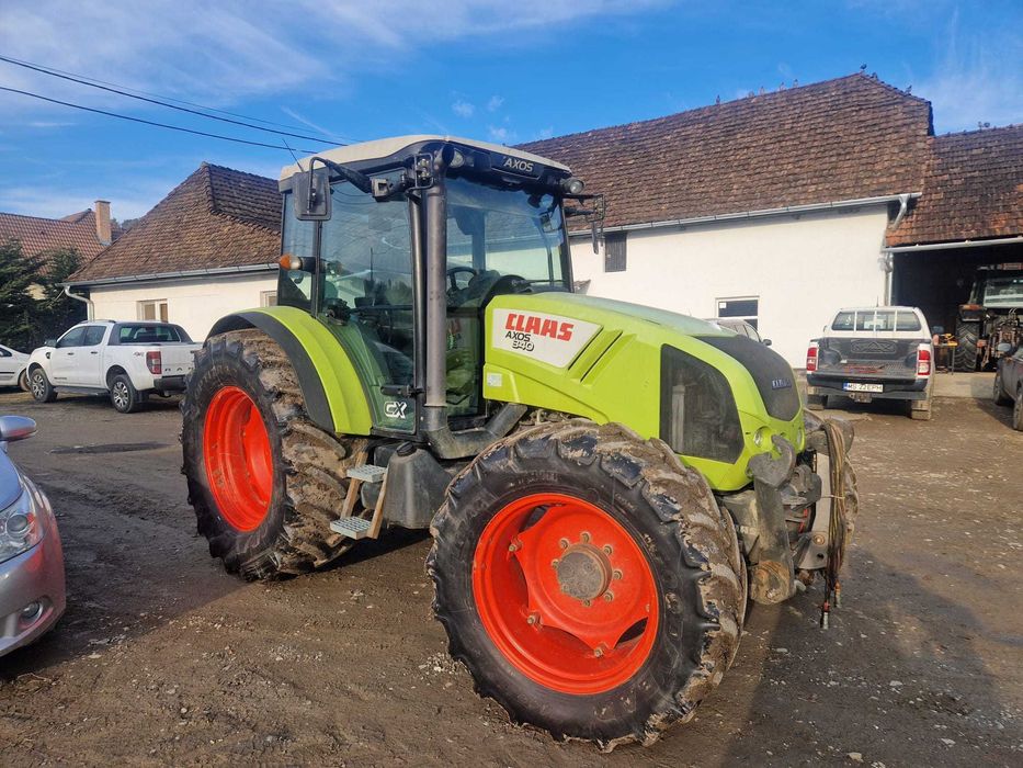 Claas Axos 340 CX