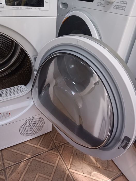 Сушилня с термопомпа Бош серия 8 Bosch Series 8 A+++  8кг 2г.гаранция!