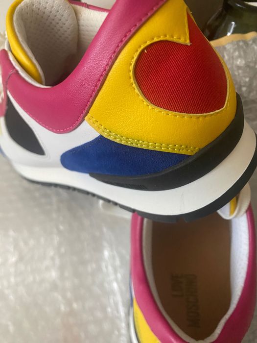 MOSCHINO маратонки