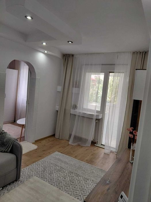 Vând Ap. 2 camere Et.4 renovat