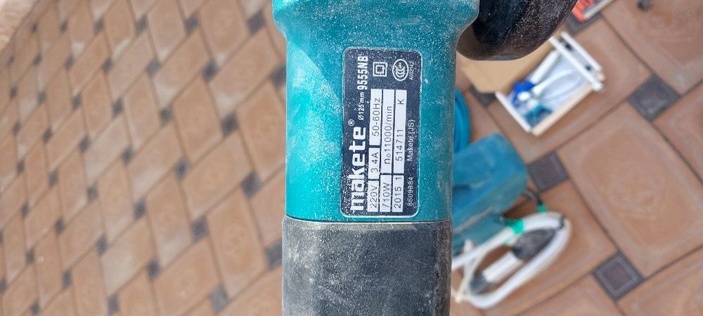 Инструментлар сотилади. Жуда арзон нархда.