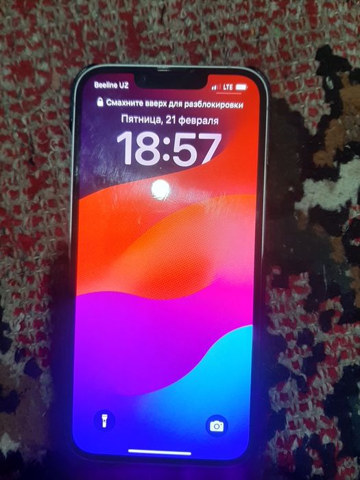 Ayfon sotiladi 400 $