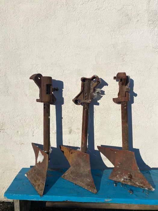 Трактор WI TAY жабдықтарымен