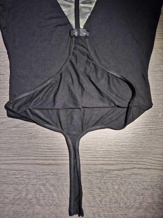 Tricou body 'Phyllis' Negru About You mărimea 36