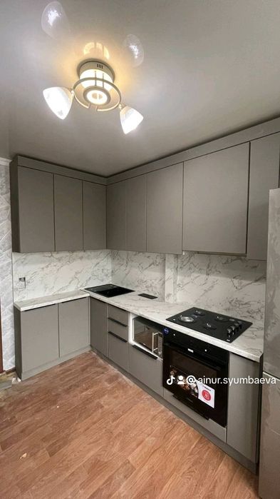 Продам кухонный гарнитур