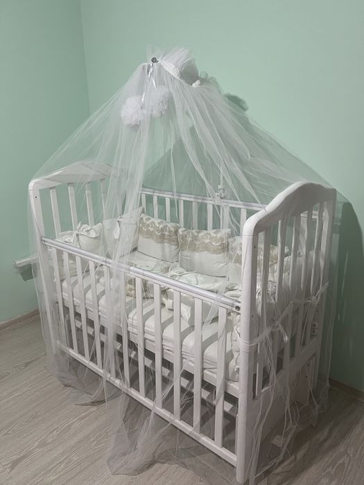 Детский манеж белый