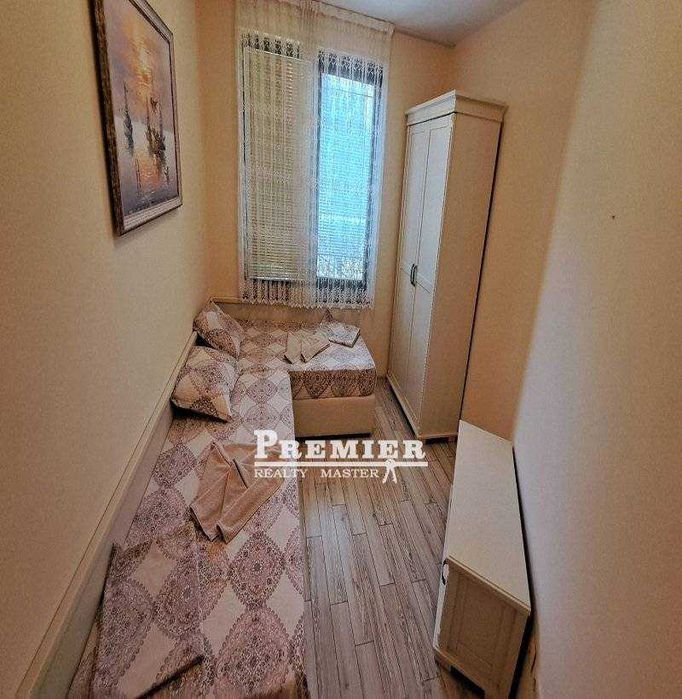 Предлагаме за продажба просторен 5-стаен апартамент