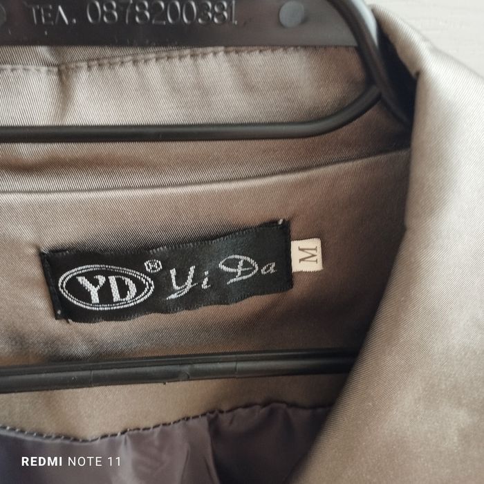 Тънко сако ,подходящо за сезона