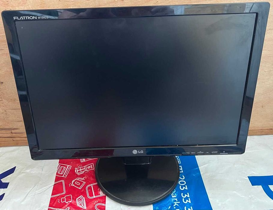 Монитор 19 дюймов с гарантией