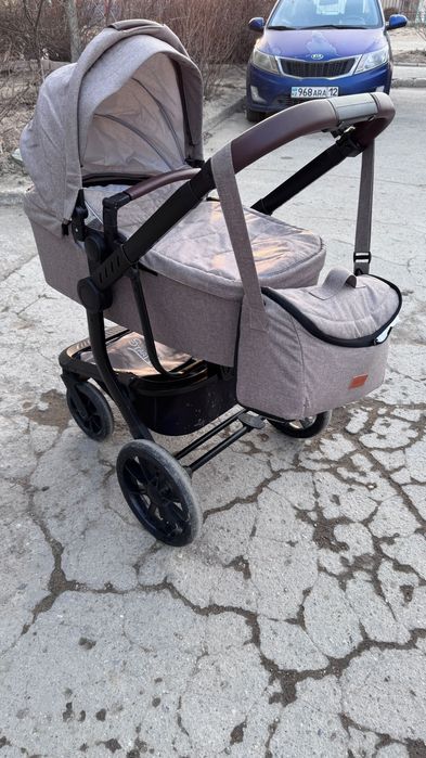 Продается коляска