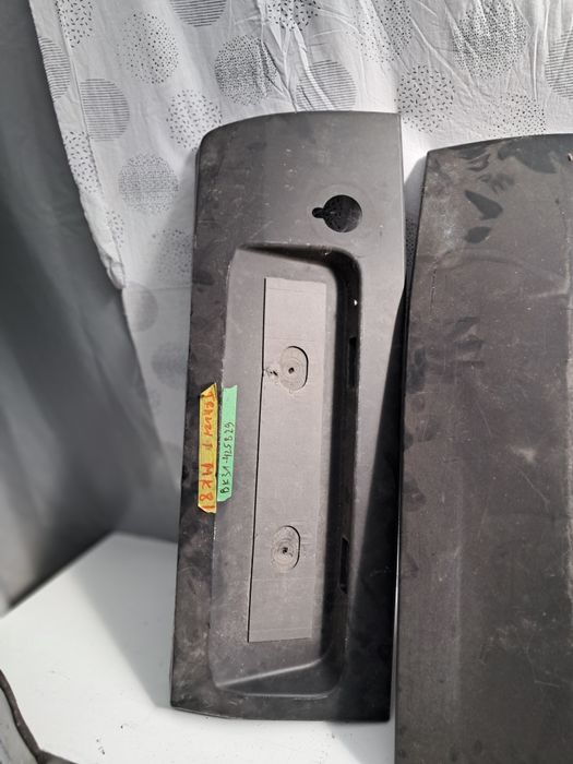 Лаисна Ford Transit Costom 2015/23г