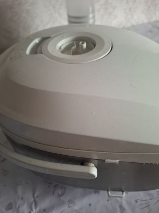 Мультиварка . Бу. Продаётся. Цена 5500.