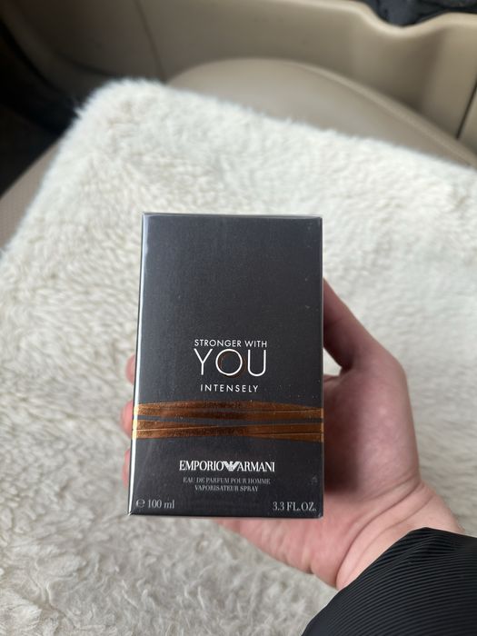Парфюм Armani Stronger With You Intensely