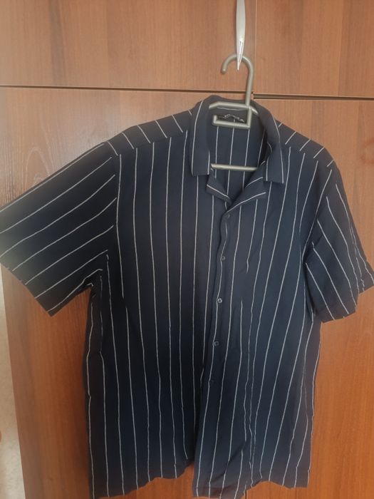 Продам рубашку в хорошем состоянии