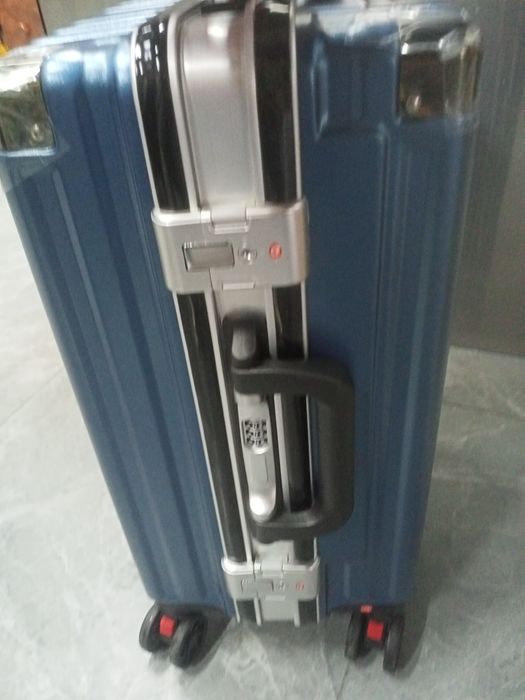 Чемодан новый! 35000тг