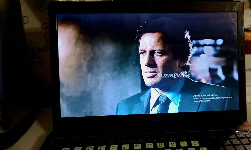 Nootbook Asus satıladı. Bahası kelisimi